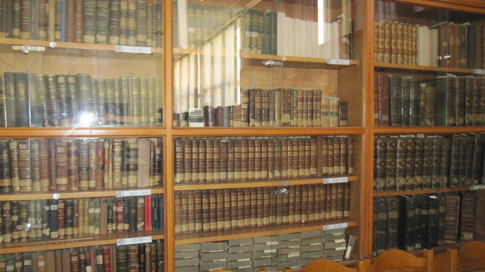 bibliothiki adrianoypolews